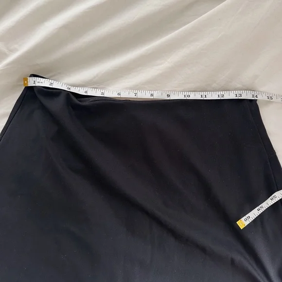 Girlfriend Collective / Black Skort / Size Large - Picture 7 of 7